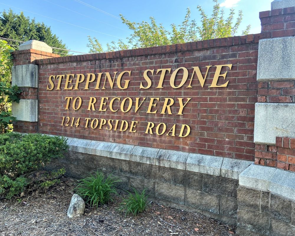 Stepping Stone to Recovery Addiction Treatment in Knoxville TN Rehab
